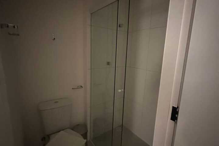 Room 21 of 36