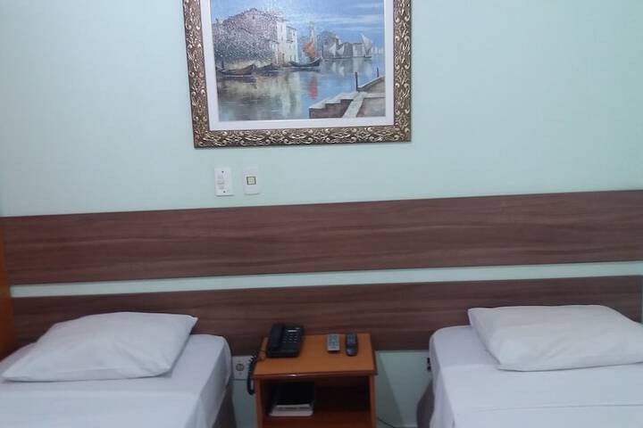 Room 12 of 17