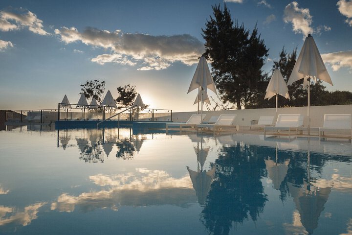 Pool 17 of 41