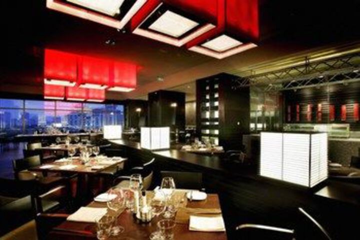 Dining 82 of 93