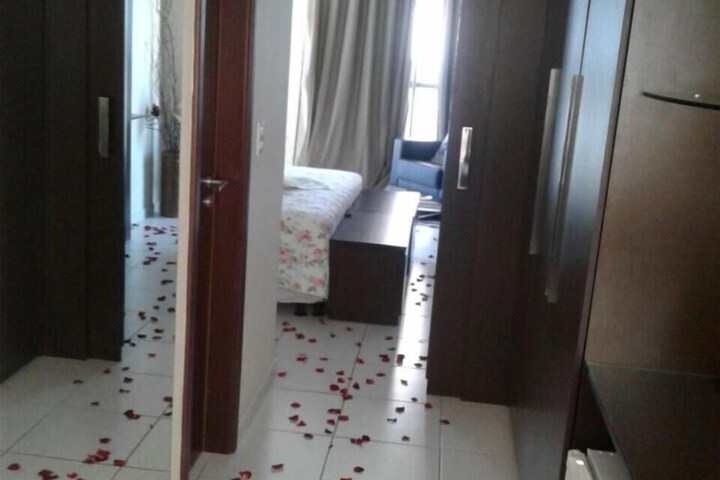 Room 19 of 44