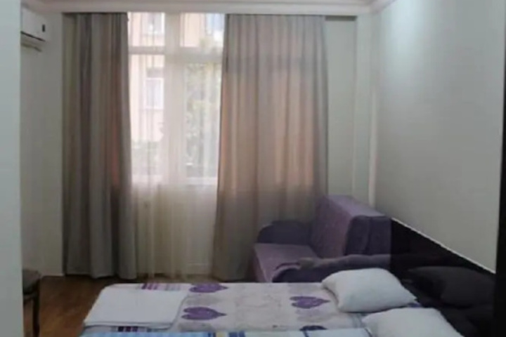 Room 3 of 8