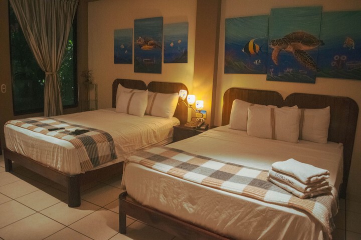 Room 10 of 111