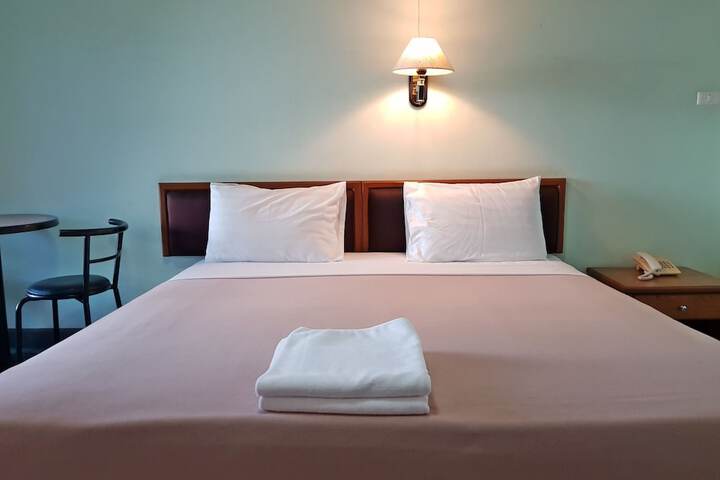 Room 8 of 21