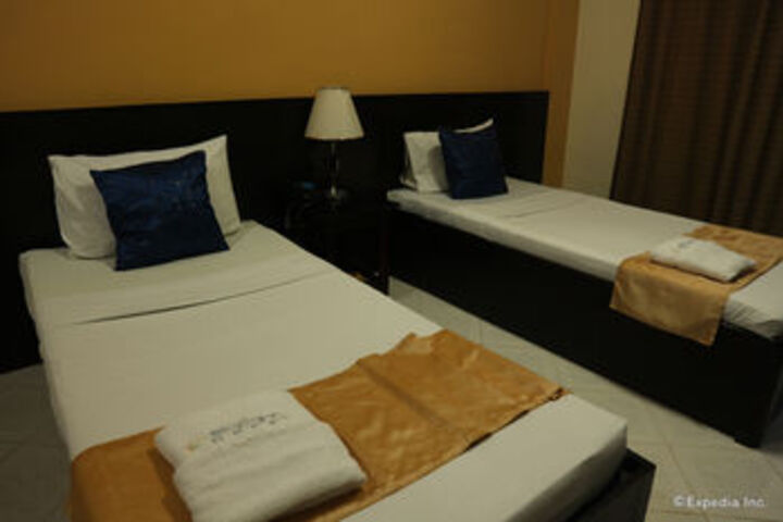 Room 18 of 55