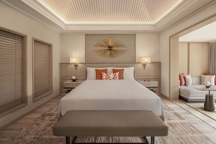 Room 10 of 97