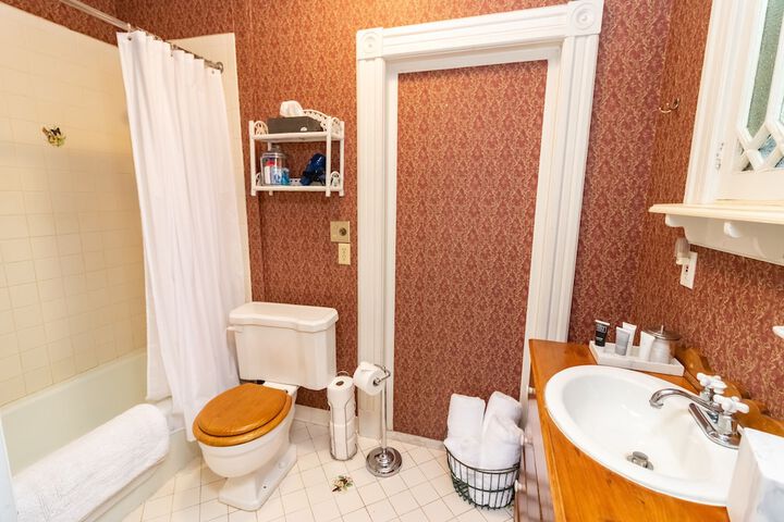 Room 15 of 41