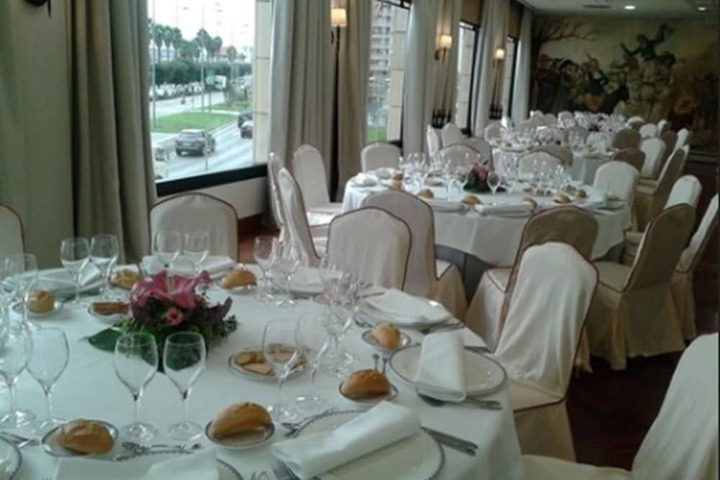 Ballroom/Hall 104 of 138