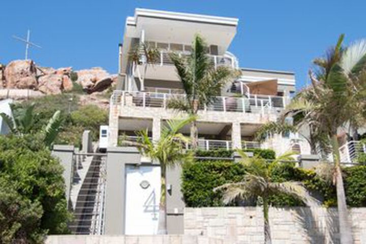 4 on Montagu