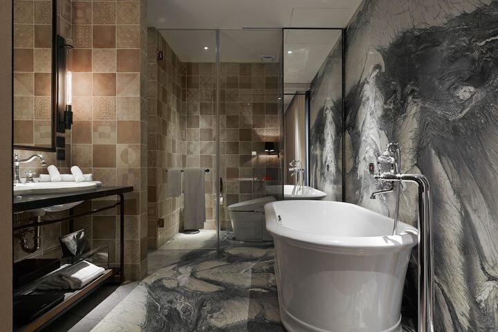 Room 38 of 70