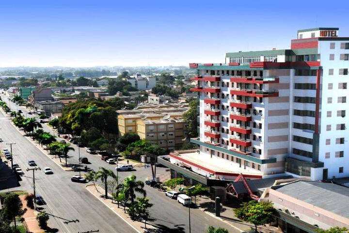 Exterior of Hotel Presidente