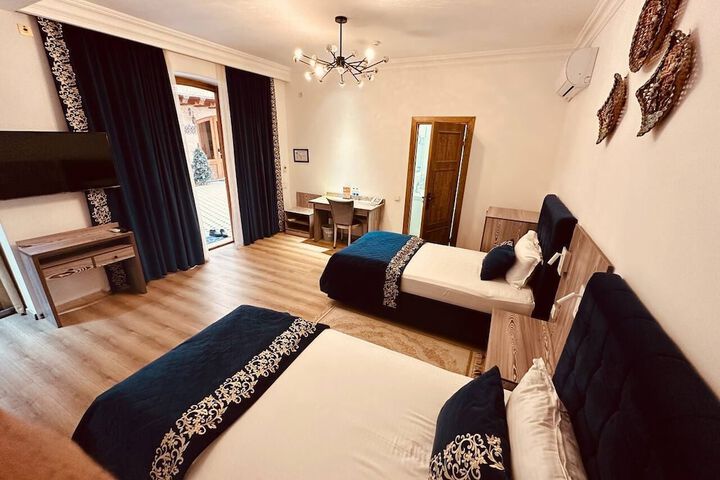 Room 51 of 63