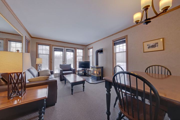 Room 4 of 34