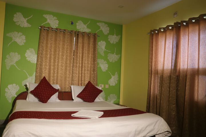 Room 33 of 50