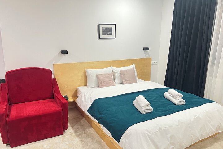 Room 17 of 36