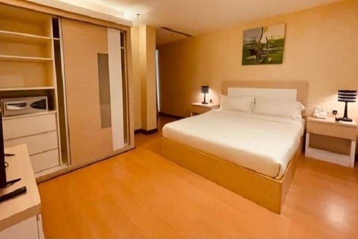 Room 21 of 56