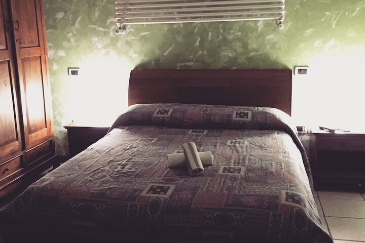 Room 7 of 10