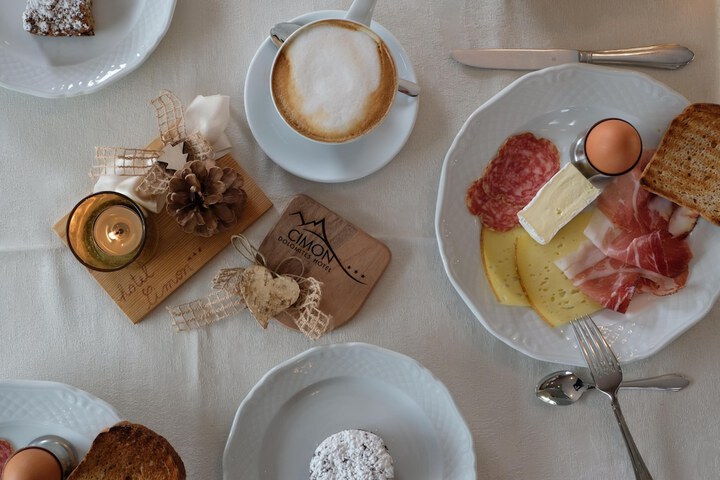 Breakfast/Coffee Service 49 of 54