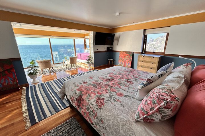 Room 53 of 180