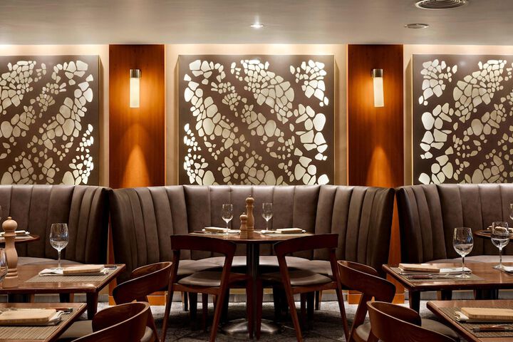 Dining 77 of 143