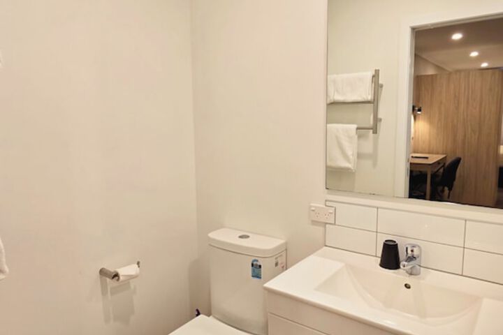 Room 114 of 175