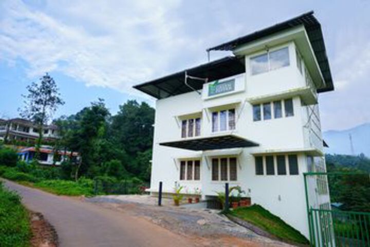 OYO 10030 Wayanad Green Pepper