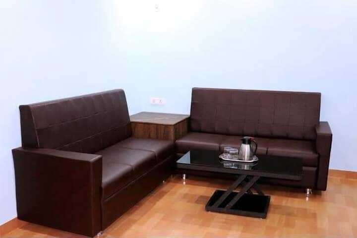 Room 15 of 49