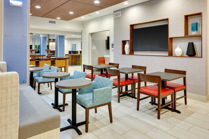 Breakfast/Coffee Service 43 of 71