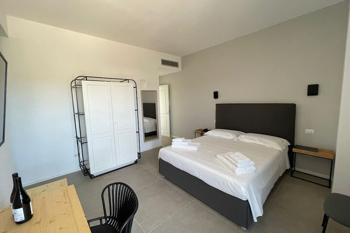 Room 7 of 23