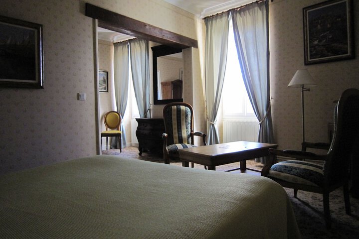 Room 17 of 52