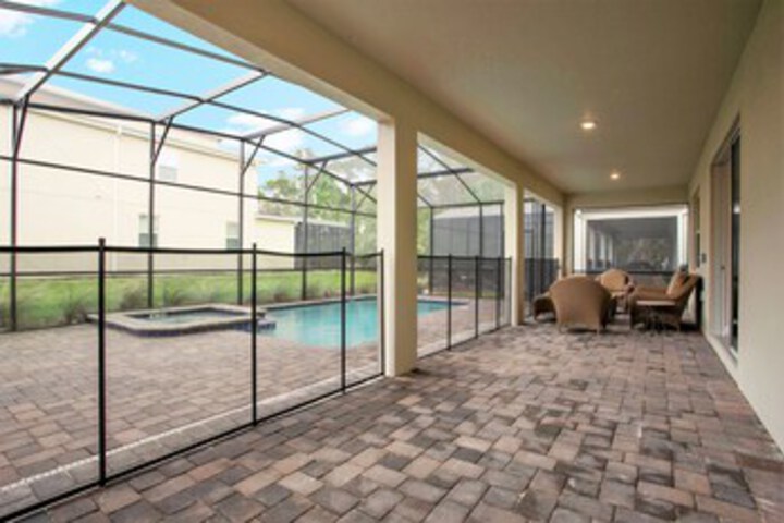 Pool 32 of 61