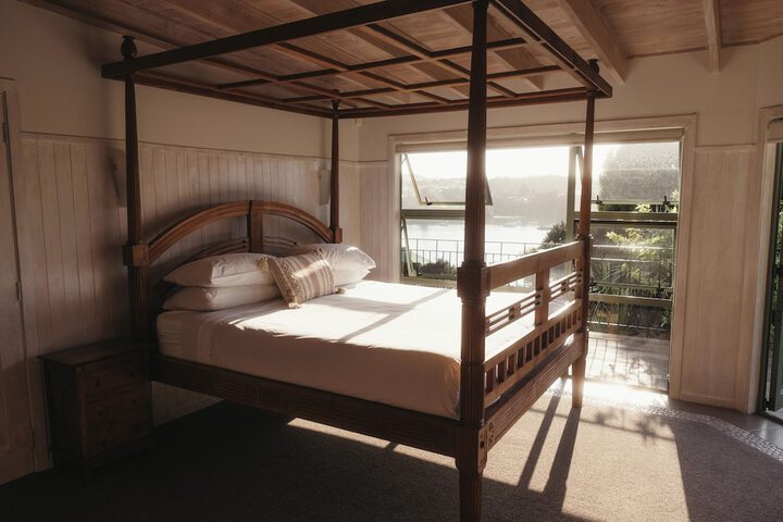 Room 2 of 15