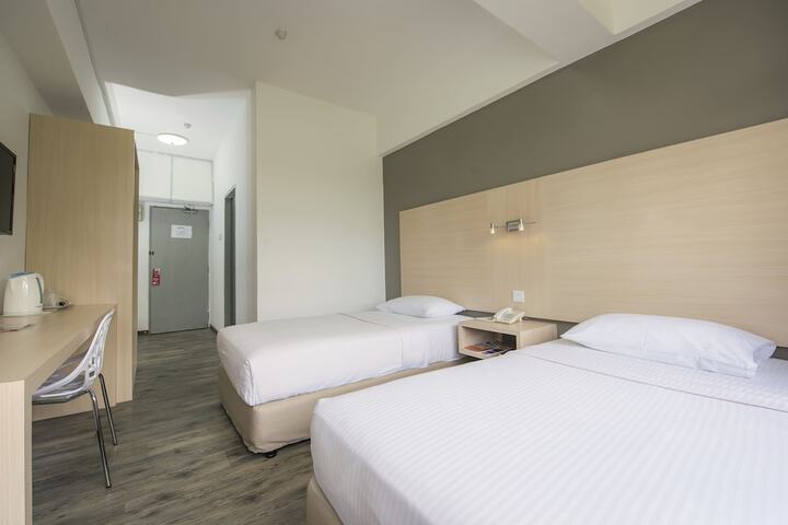 Room 12 of 52