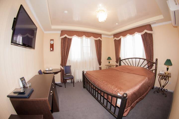 Room 7 of 45