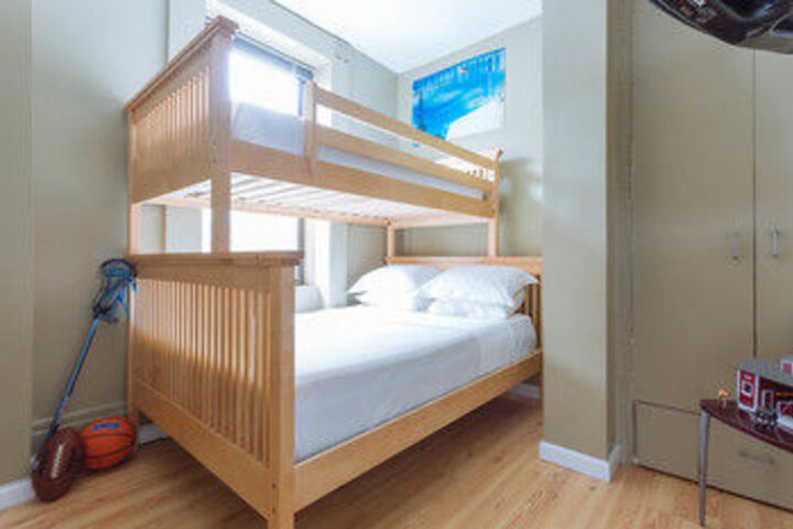 Room 14 of 38
