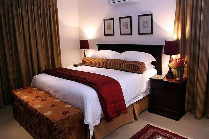 Room 8 of 29