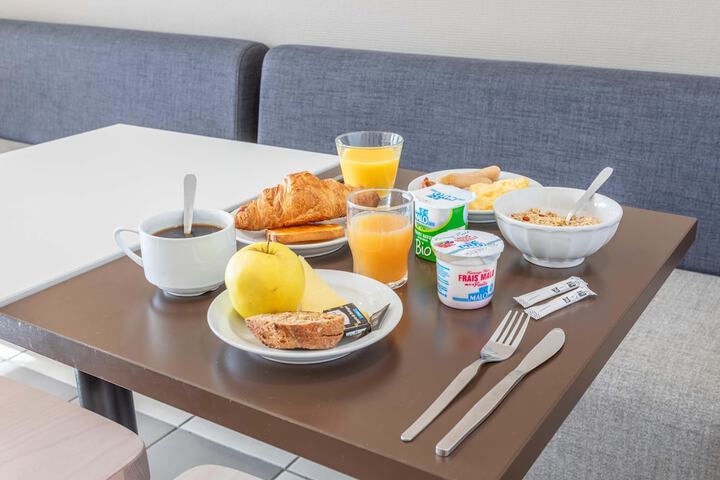 Breakfast meal