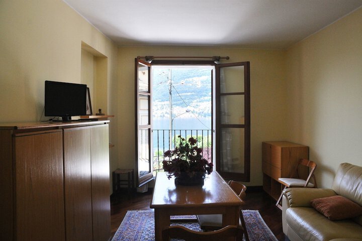 Room 21 of 53