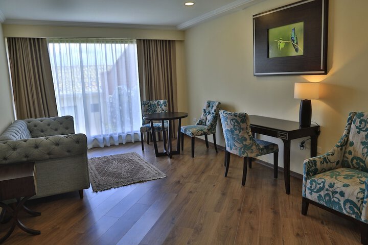 Room 19 of 62