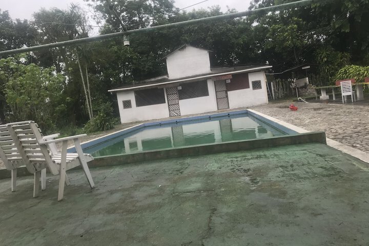 Pool 11 of 25