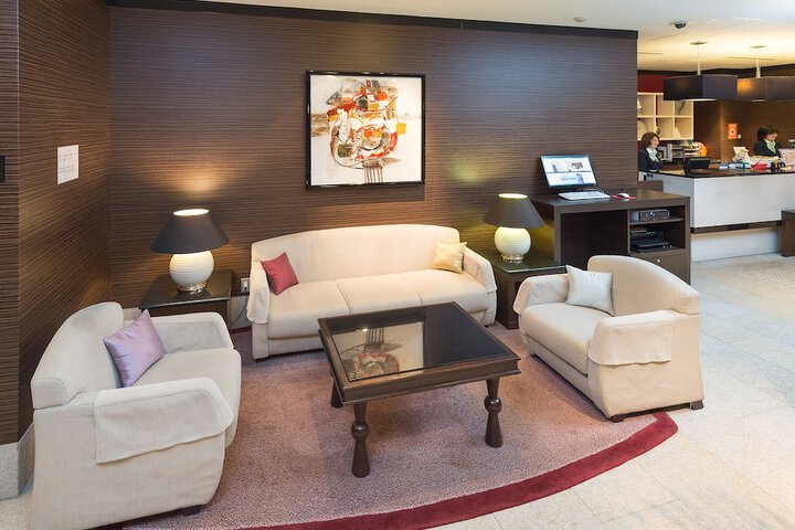 Hotel Interior 7 of 39