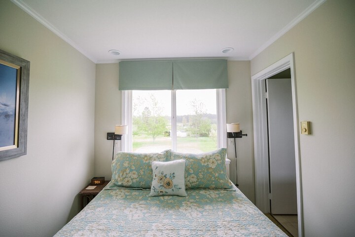 Room 4 of 46
