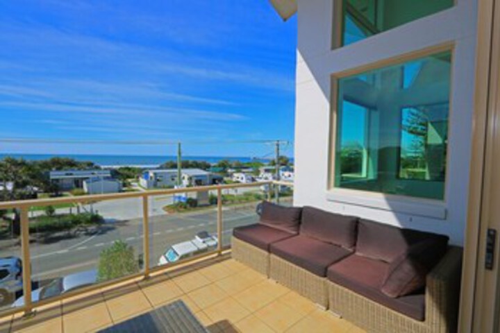 Terrace/Patio 5 of 18