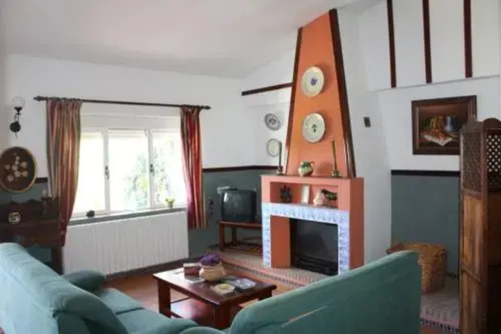 Room 2 of 7