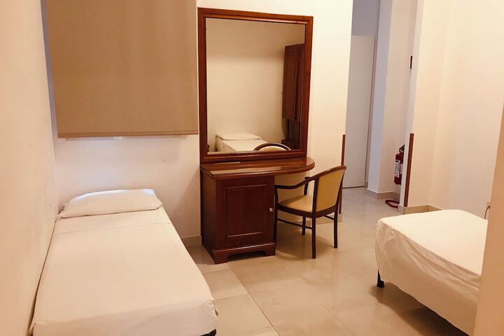 Room 32 of 55
