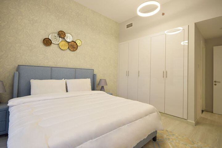 Room 4 of 5