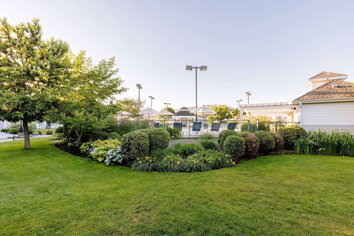 Hotel Exterior 151 of 170