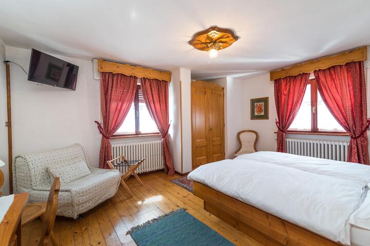 Room 15 of 41