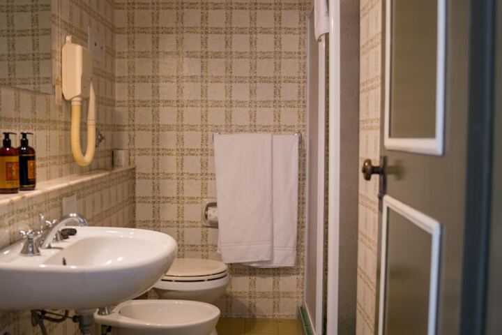 Bathroom Interior Photo