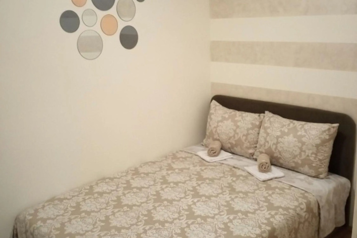 Room 3 of 6